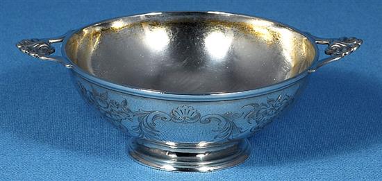 An early Victorian silver quaich, Width to handles 152mm weight 3.8oz/120 grams.Weight: 4.2oz/119grms.